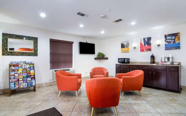 Motel 6 Marshall, TX