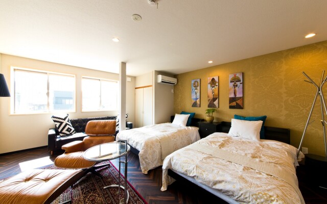 The Structure Hostel & Cafe bar