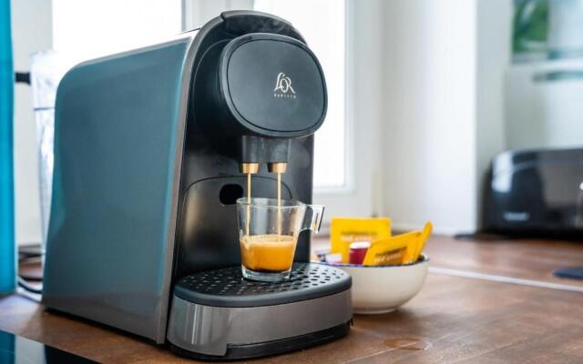 Sweet Paradise VieuxPort By AndersLocation