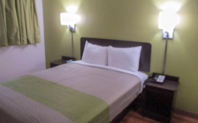 Motel 6-North Olmsted, OH - Cleveland GA