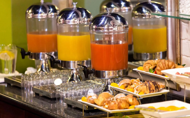 Cape Town Lodge Hotel