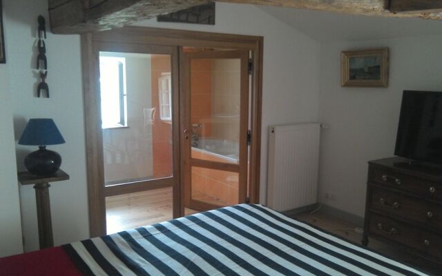 Chambre d'hôtes Château De Champdolent