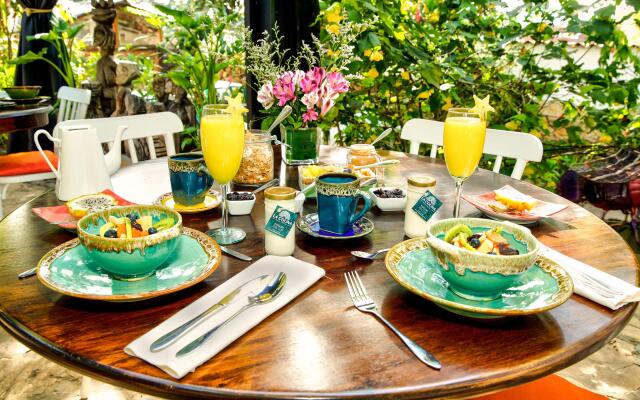LA COLINA Hotel Cottage