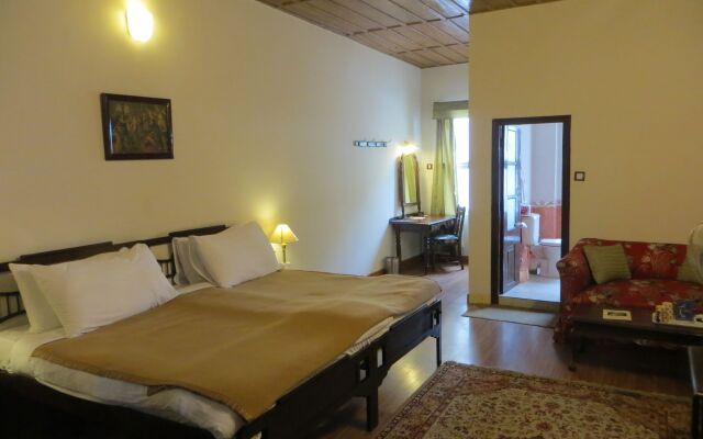 WelcomHeritage Kasmanda Palace