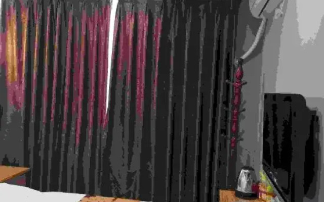 Chengdu Bali Island Holiday Hotel (Sichuan University Jiang'an Campus Branch)