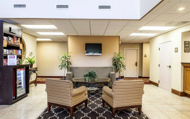 Comfort Suites Raleigh Walnut Creek