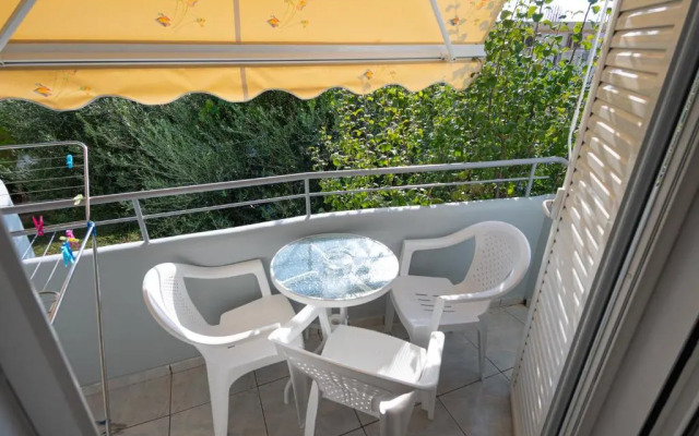 Elia Beach Apartments Vrachos