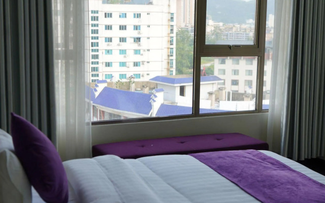 Shuangjiang Holiday Hotel