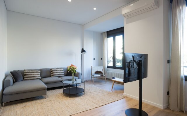 001 / Cantabric Plaza, Near La Zurriola Beach - Apartment for 8 People in San Sebastián