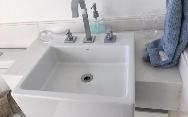 Apartamento novo, silencioso e com infraestrutura de lazer na Vila Madalena.