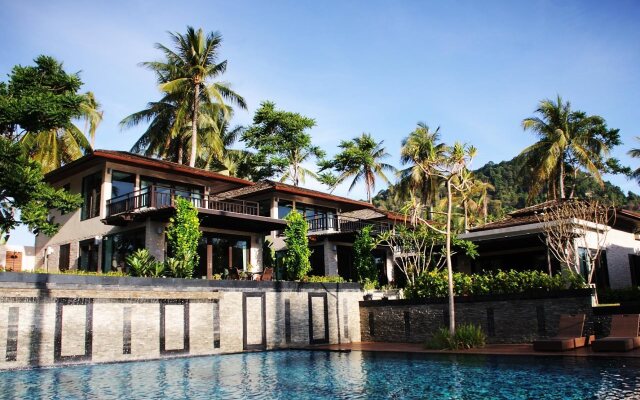 Niramaya Villa & Wellness Resort