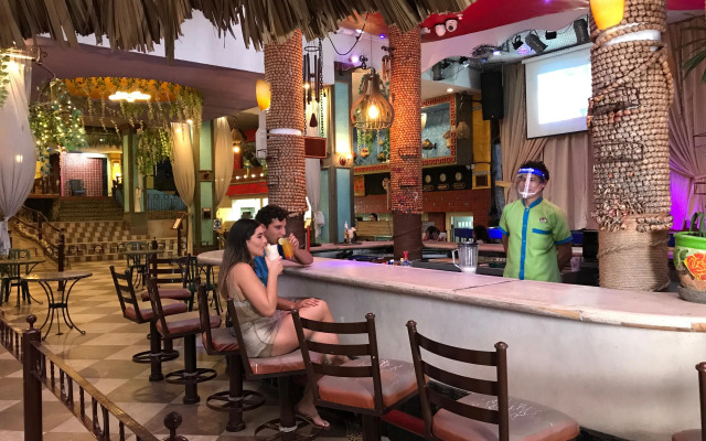 Hotel Delfines Acapulco by NG Hoteles