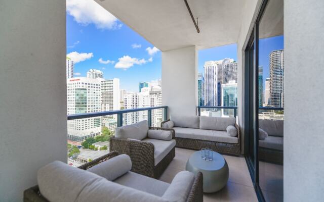 Prime location Luxury Condo at brickell