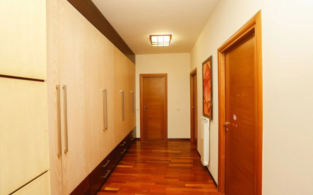 Luxury European Trade Center Apartment