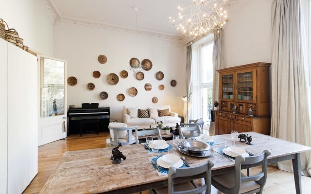 The Cromwell Terrace Loft - JH