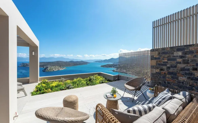 Notiko villas