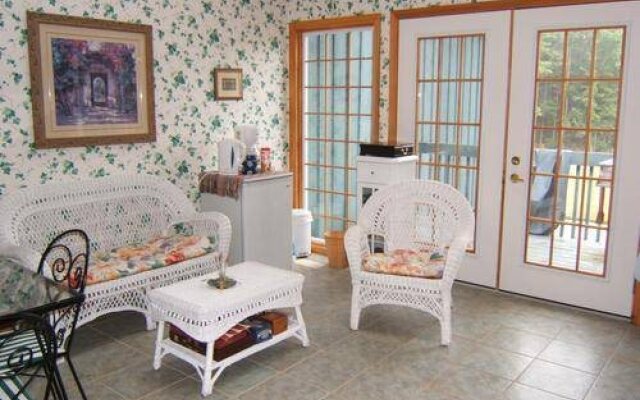 Riverwood Bed & Breakfast