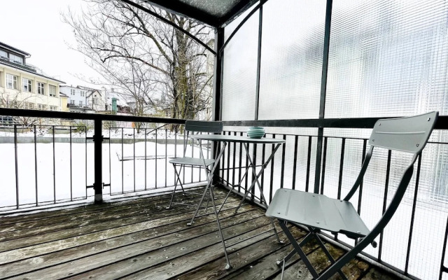 Beautiful Old Building Apartment In The Center