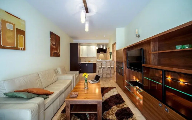 Platinum Towers E-Apartments