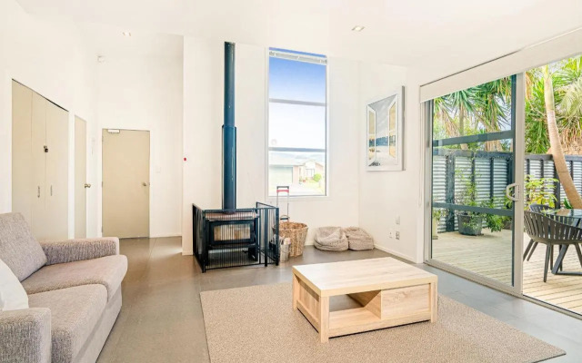 Acacia Cote - Whitianga Holiday Home