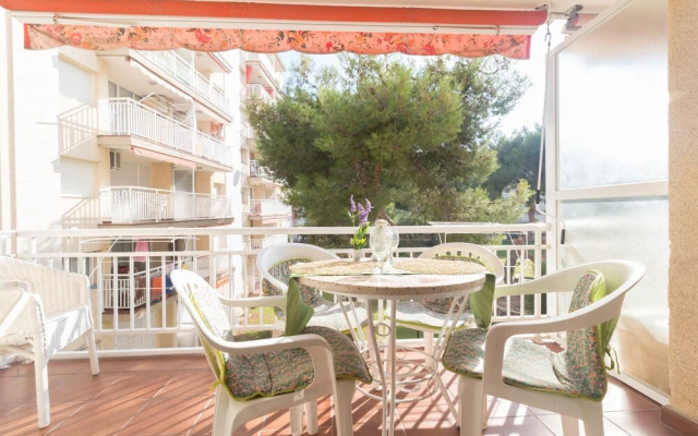 Apartamento Dms III Ref. 1041  by Iberplaya
