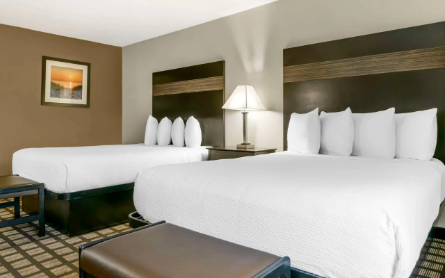 Best Western Beacon Inn