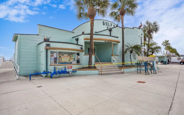 Beach Quarters #6