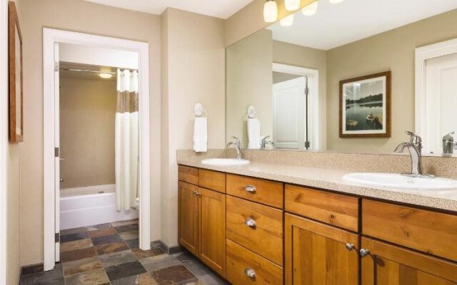 WorldMark Arrow Point