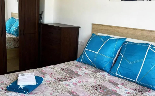 Apartamento en sol, Ador