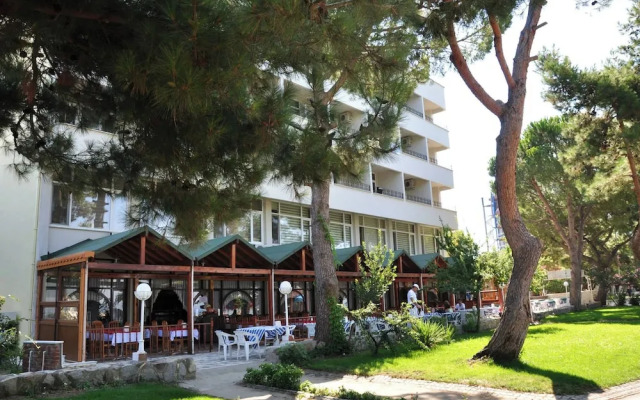 Atay Otel