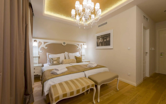 Piazza Heritage Hotel