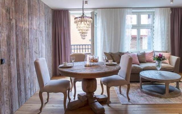 Frost Boutique Hotel