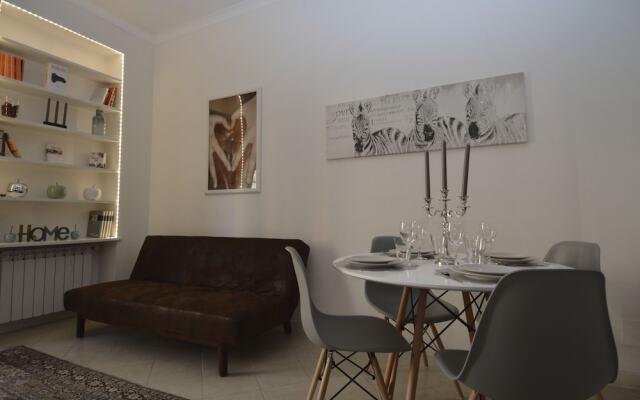 House & The City - Vatican Apartments