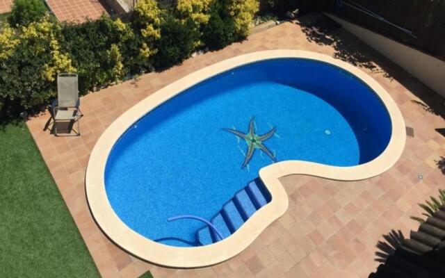 CALIFORNIA HOUSE IN CANYELLES by hlclub HUTB-15940