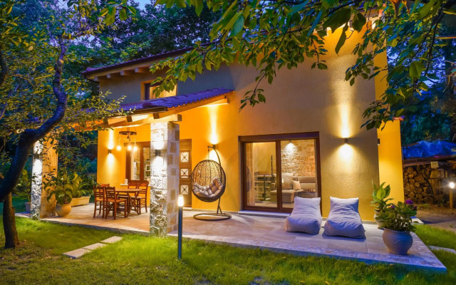 Natura Bungalows