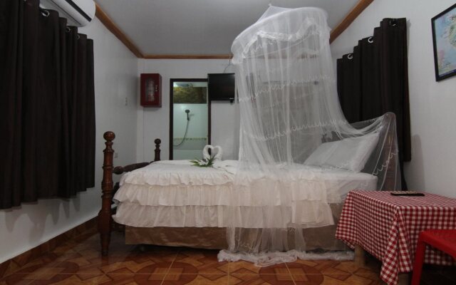 Myrnas Bamboo Cottages