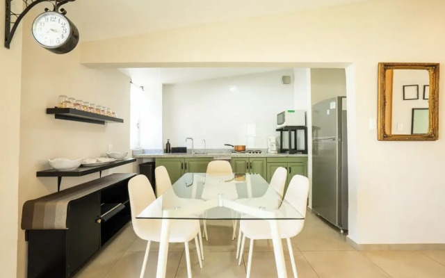 Family House in Jiutepec with Pool & BBQ