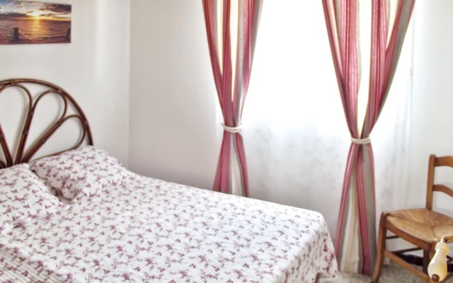 House With 2 Bedrooms in Frontignan, With Enclosed Garden and Wifi - 3