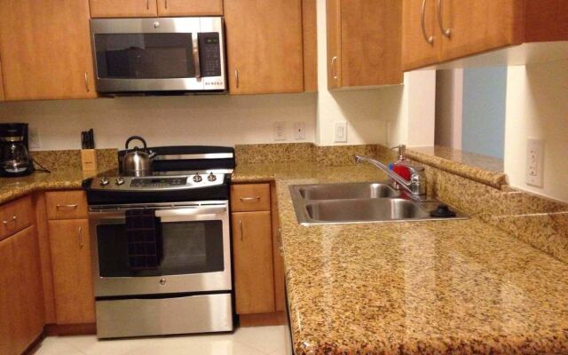 Lyx Miami Suites