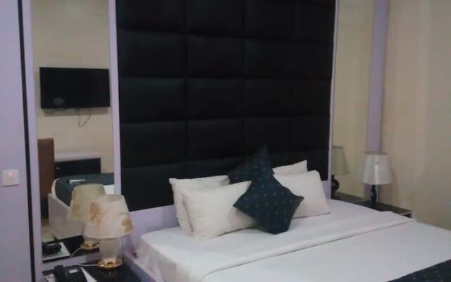 BoardWalk Hotel Wuse 2