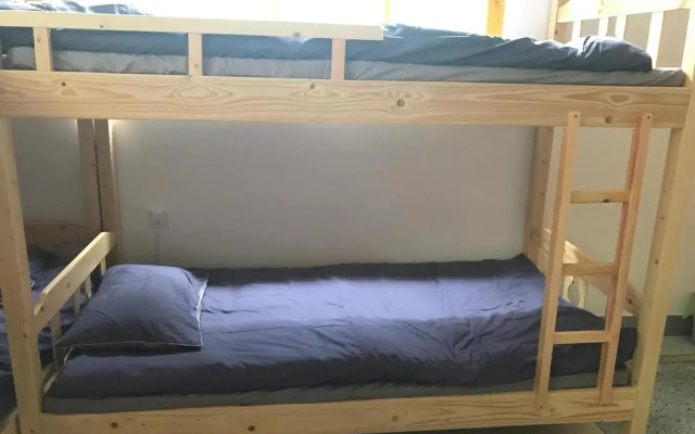 No. 6 Cuobian Hostel