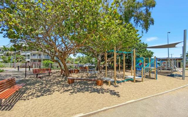 Absolute Beachfront House with Private Pool