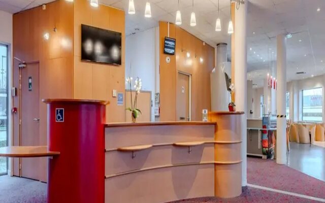 B&B HOTEL Maubeuge Gare