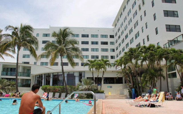 Deluxe Private Studios at the Casablanca