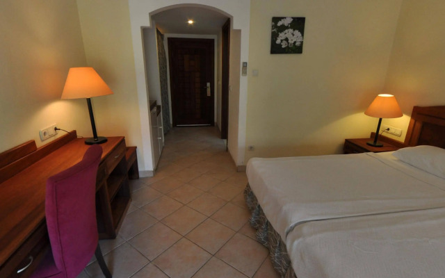 Okaliptus Hotel