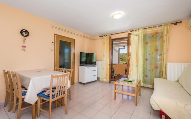 Stunning Home in Kampor With Wifi and 2 Bedrooms