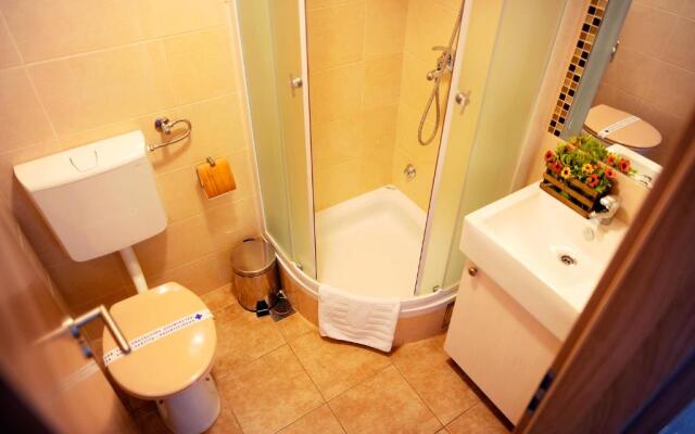Apartments&Rooms Jelavić