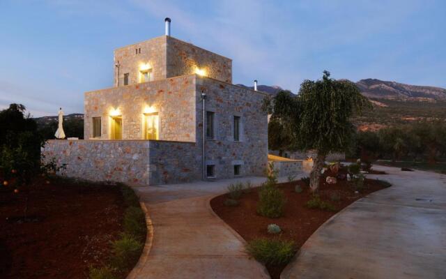 Nikoloudi Estate