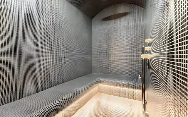 Sea-view Penthouse Spa in Portopiccolo
