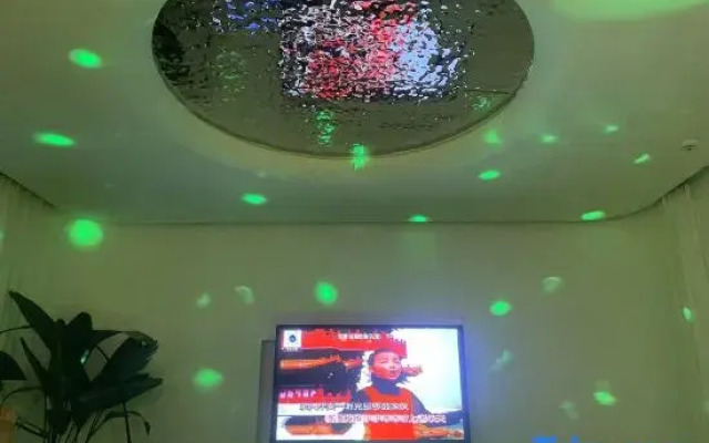 Shiguangxia Universal Holiday Homestay